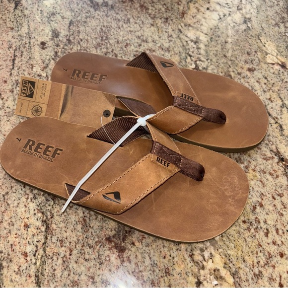 Reef Men's Brown Sandals 7 NWT - Picture 1 of 6